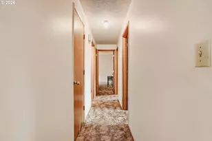 3921 E 16th St, Vancouver, WA 98661 - Photo 13
