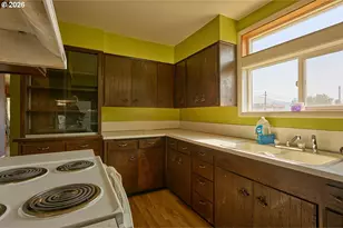 408 W 1st St, Wallowa, OR 97885 - Photo 7