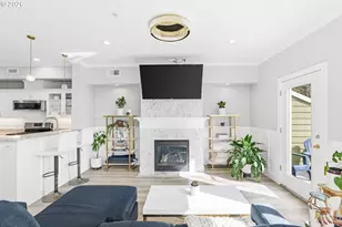 2808 NW Kennedy Ct, Portland, OR 97229 - Photo 3