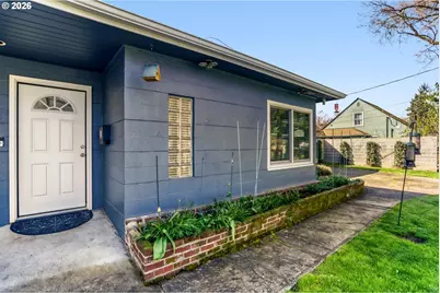 12620 SW 10th St, Beaverton, OR 97005 - Photo 7