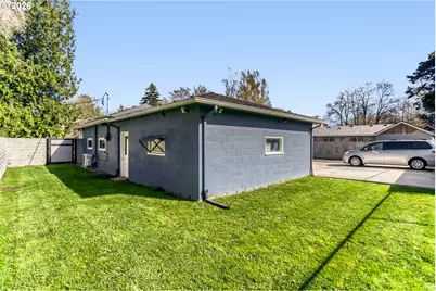 12620 SW 10th St, Beaverton, OR 97005 - Photo 31