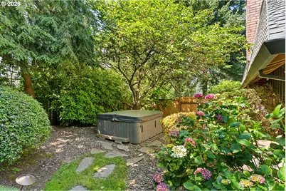 17121 Wall St, Lake Oswego, OR 97034 - Photo 21