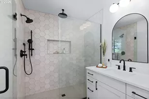 8560 SW Gayle Ln, Portland, OR 97225 - Photo 9