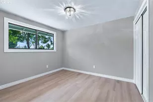 19530 Central Point Rd, Oregon City, OR 97045 - Photo 17