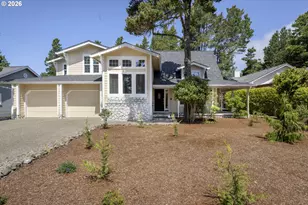 1009 Royal Saint Georges Dr, Florence, OR 97439 - Photo 3
