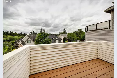 6770 SW Amber Ln, Portland, OR 97225 - Photo 29