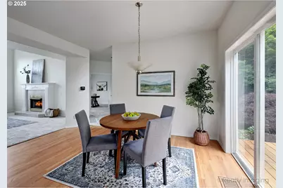 6770 SW Amber Ln, Portland, OR 97225 - Photo 13