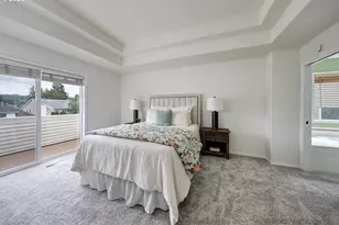 6770 SW Amber Ln, Portland, OR 97225 - Photo 23