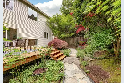 6770 SW Amber Ln, Portland, OR 97225 - Photo 41