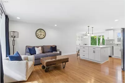 13295 SW Pearl St, Beaverton, OR 97005 - Photo 11