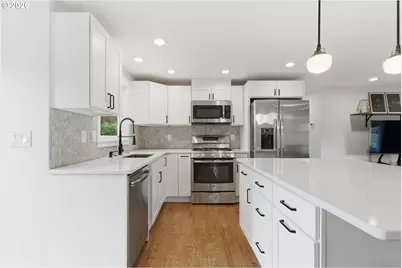 13295 SW Pearl St, Beaverton, OR 97005 - Photo 15