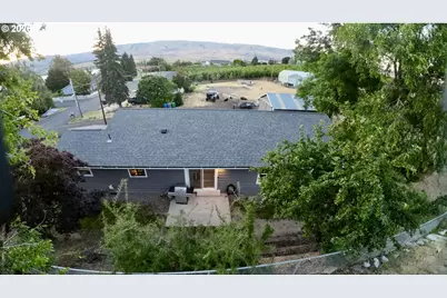 1640 Morton St, The Dalles, OR 97058 - Photo 5
