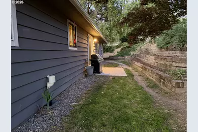 1640 Morton St, The Dalles, OR 97058 - Photo 7