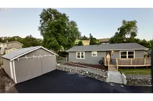 1640 Morton St, The Dalles, OR 97058 - Photo 1