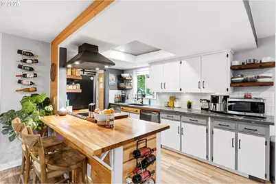 748 SW Willowbrook Ave, Gresham, OR 97080 - Photo 5