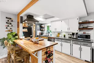 748 SW Willowbrook Ave, Gresham, OR 97080 - Photo 5