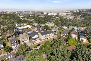 305 SE Jetty Ave, Lincoln City, OR 97367 - Photo 3