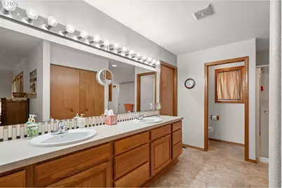 1020 SW 19th Ct, Hermiston, OR 97838 - Photo 19