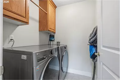 1402 Begonia Ave, Forest Grove, OR 97116 - Photo 39