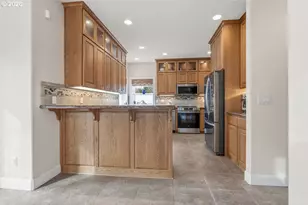 1402 Begonia Ave, Forest Grove, OR 97116 - Photo 9