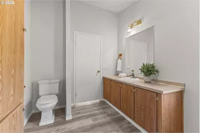 20191 Highway 42, Myrtle Point, OR 97458 - Photo 15