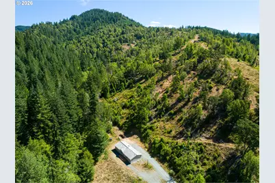 20191 Highway 42, Myrtle Point, OR 97458 - Photo 17