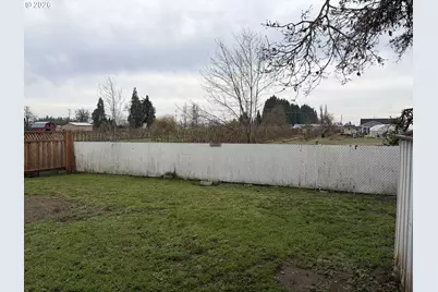 700 N Mill St #21, Creswell, OR 97426 - Photo 15