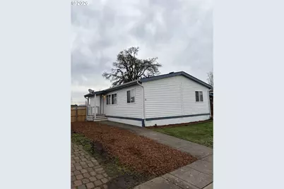 700 N Mill St #21, Creswell, OR 97426 - Photo 1