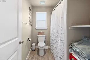25105 Water Ln, Monroe, OR 97456 - Photo 31