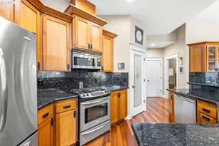 610 NW Reed Ln, Dallas, OR 97338 - Photo 13