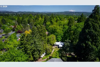 2700 Underhill Ln, West Linn, OR 97068 - Photo 19