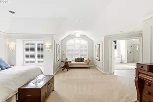 2484 Marylshire Ln, Lake Oswego, OR 97034 - Photo 23