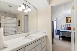 2484 Marylshire Ln, Lake Oswego, OR 97034 - Photo 19