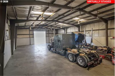 1880 NE Stephens St, Roseburg, OR 97470 - Photo 17