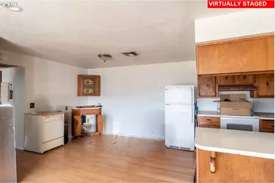 1880 NE Stephens St, Roseburg, OR 97470 - Photo 31