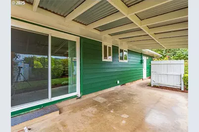 3138 Columbine St, Eugene, OR 97404 - Photo 17