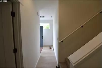 845 Oakleaf Way, Silverton, OR 97381 - Photo 9