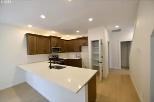 845 Oakleaf Wy, Silverton, OR 97381 - Photo 13