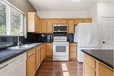 7264 NE Shaleen St, Hillsboro, OR 97124 - Photo 9