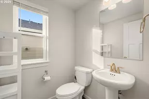 6421 SE 22nd St, Gresham, OR 97080 - Photo 13