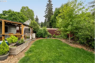 6352 Caufield St, West Linn, OR 97068 - Photo 37