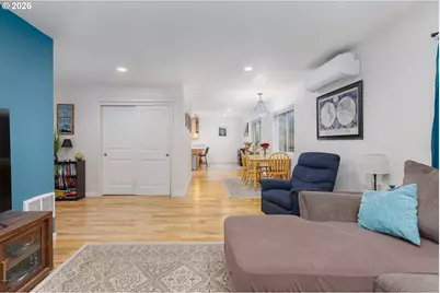 654 NE 8th Pl, Toledo, OR 97391 - Photo 7