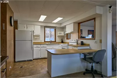 502 S East St, Joseph, OR 97846 - Photo 7