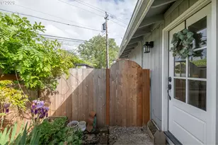 2261 Fulton Pl SE, Albany, OR 97322 - Photo 5