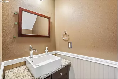 6546 NE Forest Ln, Hillsboro, OR 97124 - Photo 17