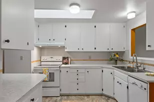 1075 Princeton Rd, Woodburn, OR 97071 - Photo 19