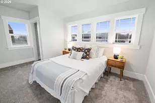 1334 8th St, Astoria, OR 97103 - Photo 31