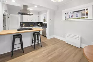 1334 8th St, Astoria, OR 97103 - Photo 9