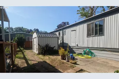 1475 Green Acres Rd #123, Eugene, OR 97408 - Photo 13