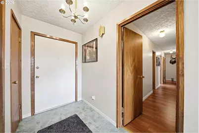 80 Summit Dr, Kalama, WA 98625 - Photo 3